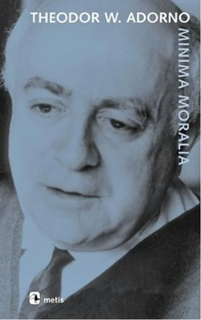 Minima Moralia kapağı